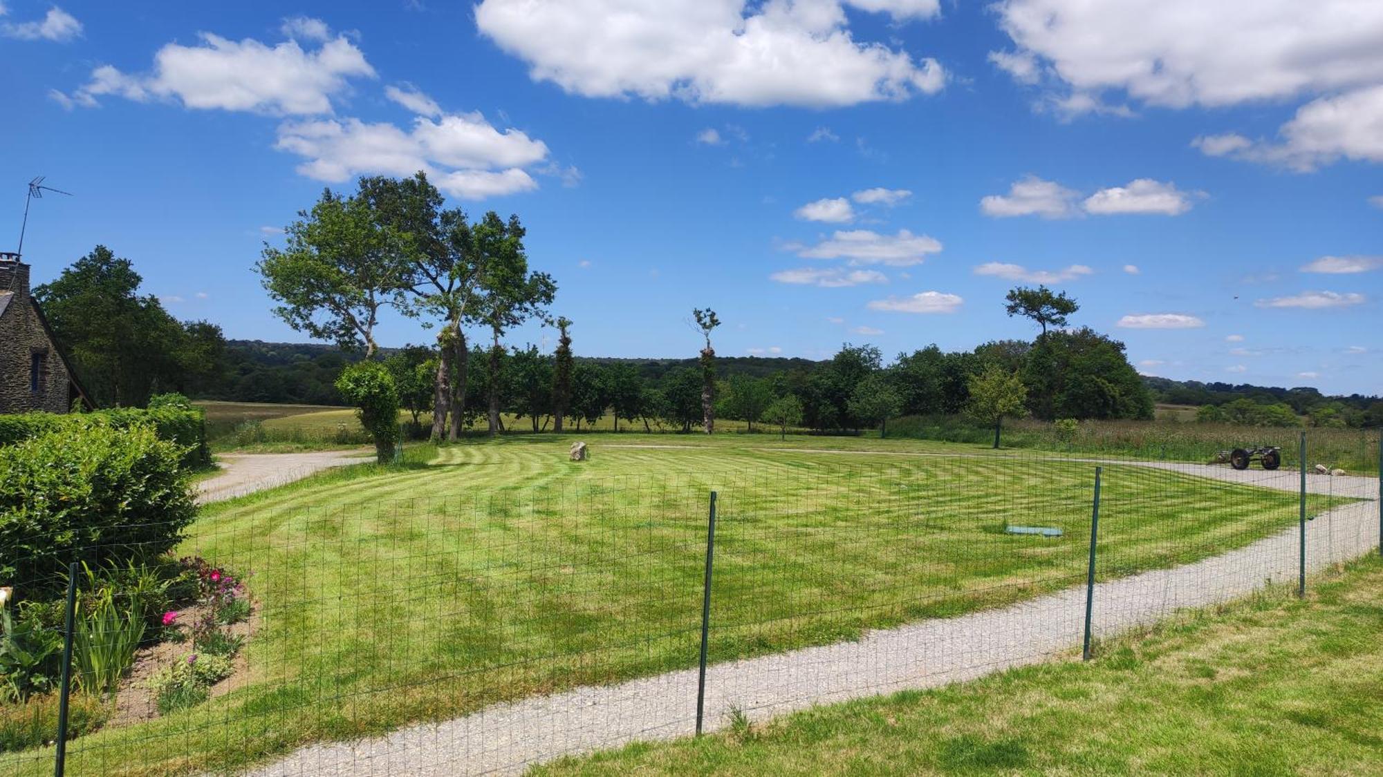 Broceliande Calme Breton, Spa, Wifi, Amazon-Disney Tv, 4 Lits, Freebox Revolution,Draps, Cafe, The Guer Dış mekan fotoğraf